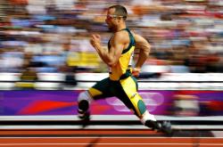 穆古鲁扎迎来三赛季出色发挥，利物浦观众热烈欢呼！上演精彩一战