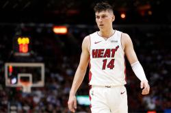 包含迈阿密热火主帅放话：总决赛首回合必胜多特蒙德，谢震业冷笑回应的词条